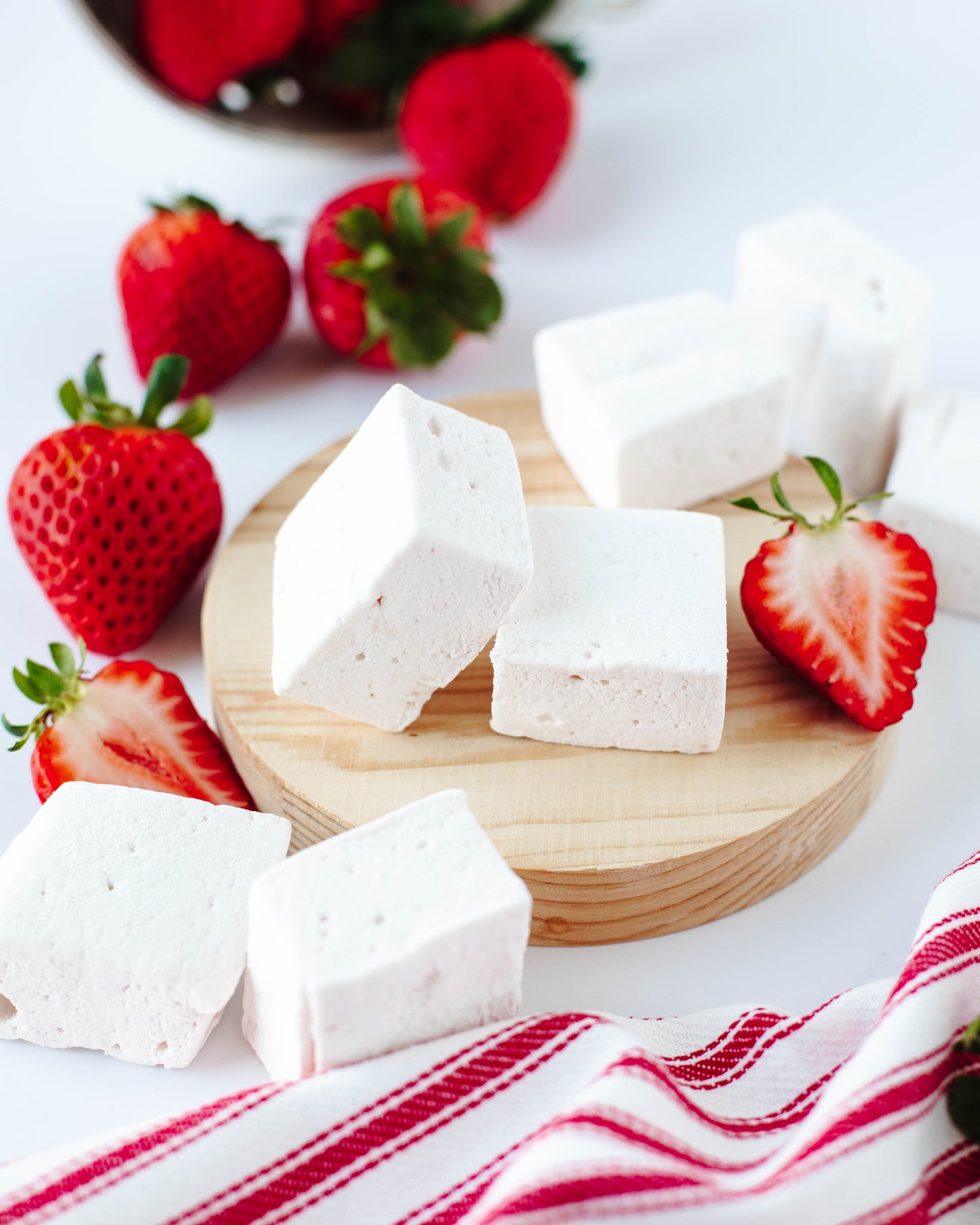 Strawberry Schmallows